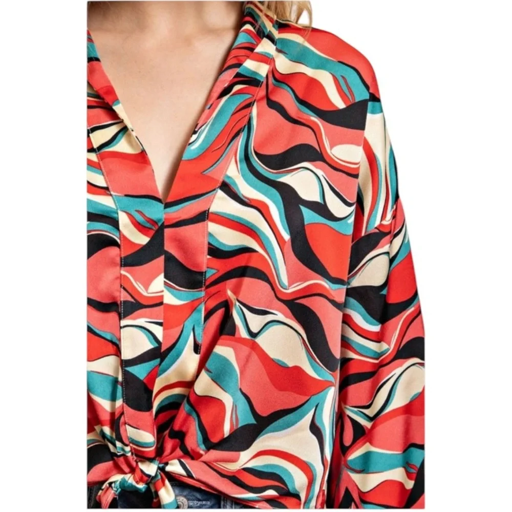 RETRO WAVE TIE ABSTRACT WIDE SLEEVE TOP ( Crimson Tide ) - Picture 5 of 8